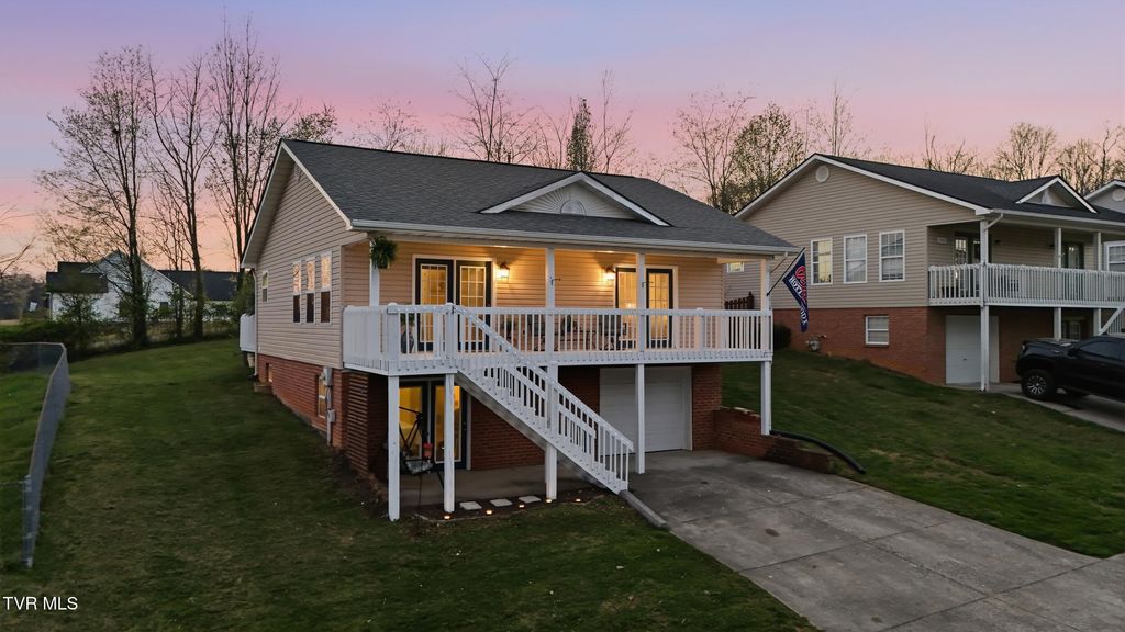 Photo of 1022 Justus Drive, Johnson City, TN 37604 (MLS # 9992945)