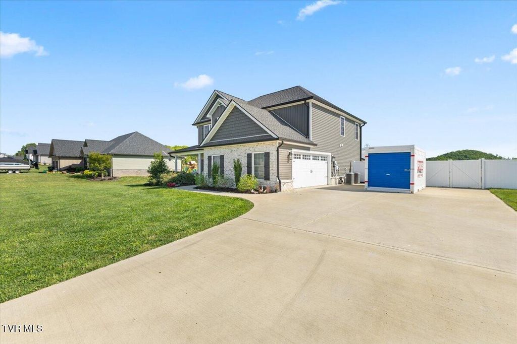 Photo of 433 Boulder Court, Johnson City, TN 37615 (MLS # 9994431)