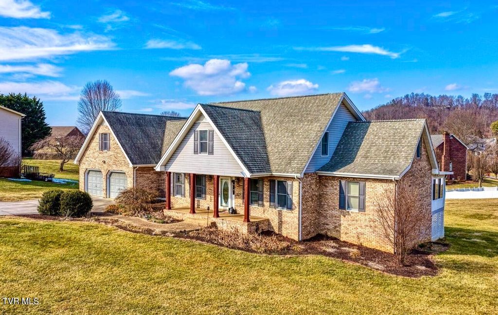 Photo of 604 Snapps Ferry Road, Kingsport, TN 37663 (MLS # 9991123)