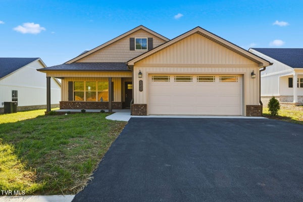 649 CHERRY MARIE DR, JONESBOROUGH, TN 37659 - Image 1f8a37efbbf5c90a22d401e874cb80dc/3879699128