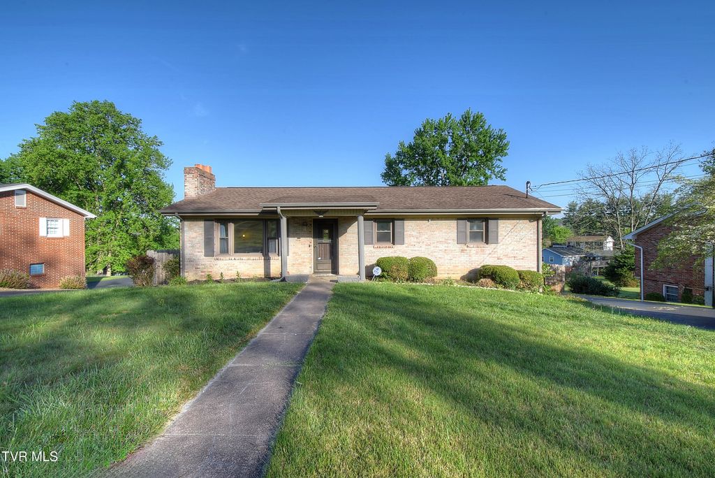 Photo of 161 Grandview Road, Bristol, VA 24201 (MLS # 9994555)