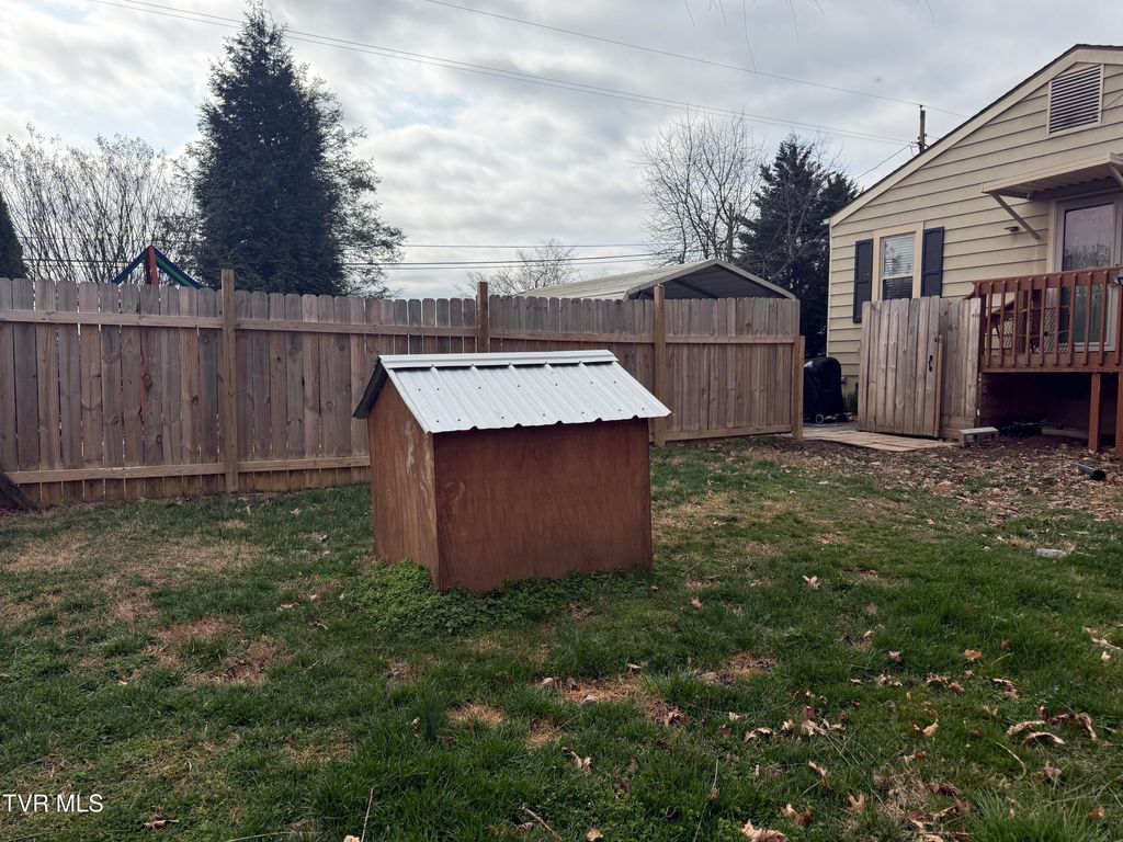 Photo of 3044 Lowrance Drive, Kingsport, TN 37660 (MLS # 9992117)