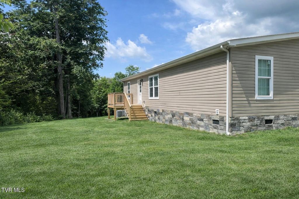 Photo of 286 Race Track Road, Rogersville, TN 37857 (MLS # 9977841)