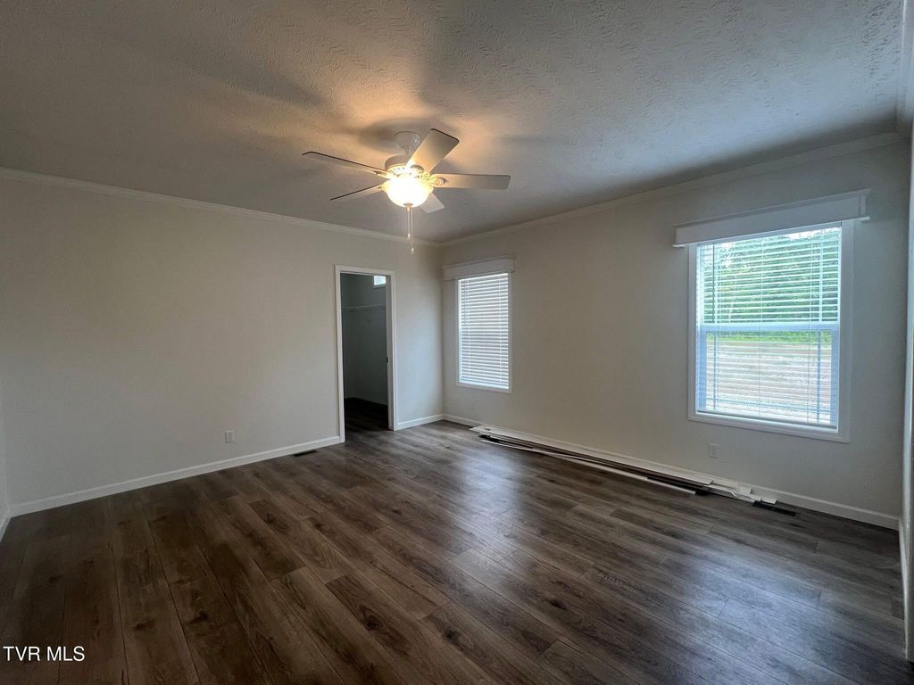 Photo of 286 Race Track Road, Rogersville, TN 37857 (MLS # 9977841)