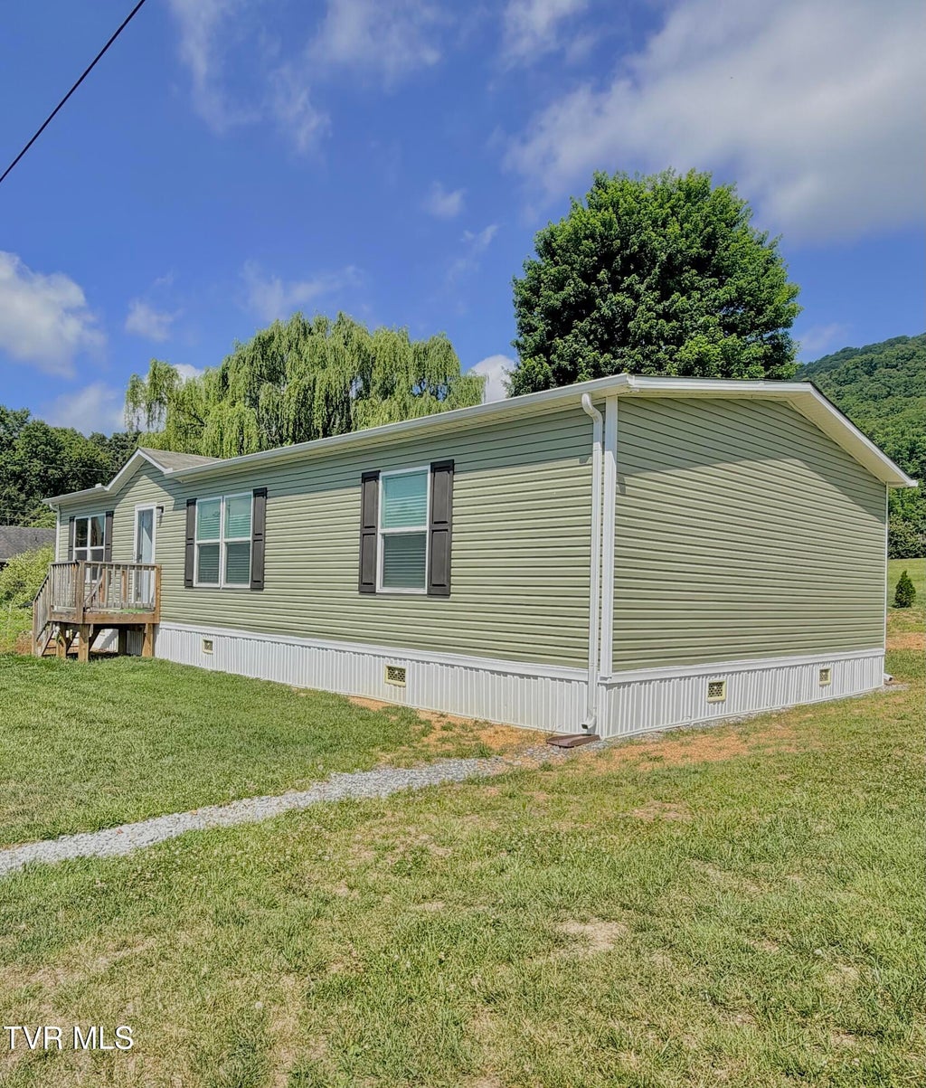 Photo of 583 Dogwood Street, Weber City, VA 24290 (MLS # 9997001)