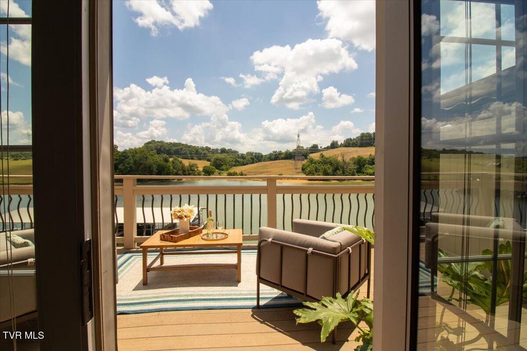 Photo of 575 Boring Chapel Road #Apt 5, Johnson City, TN 37615 (MLS # 9996794)