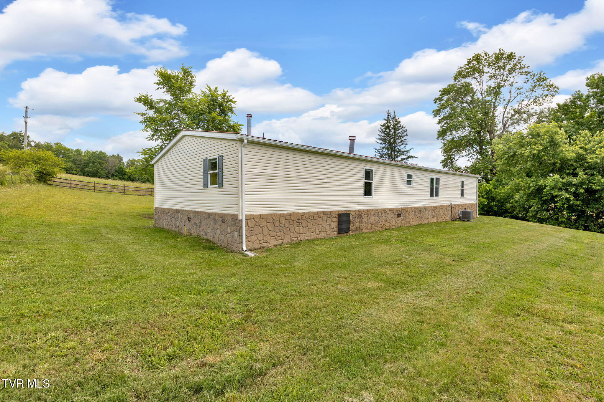 1041 Red Hill Road, Newport, Tennessee image 31