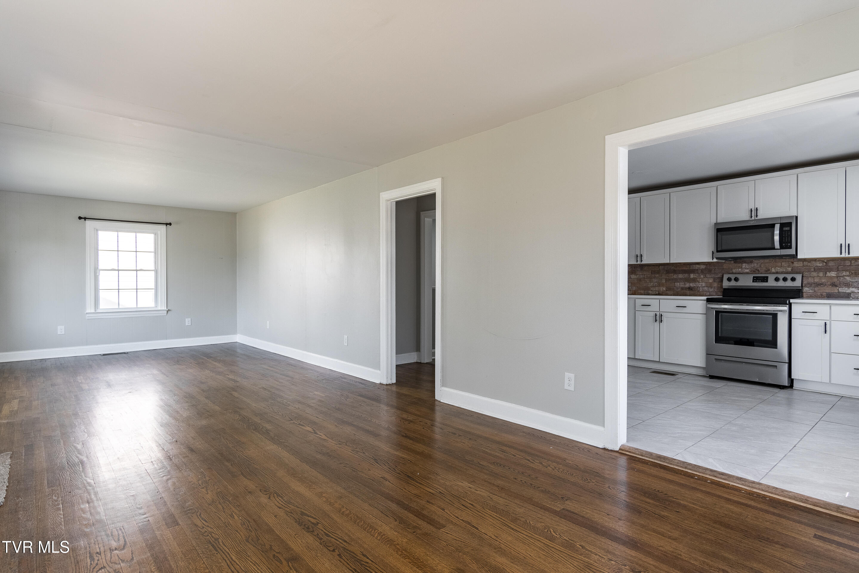 305 Tween Hills Road, Bristol, Tennessee image 14
