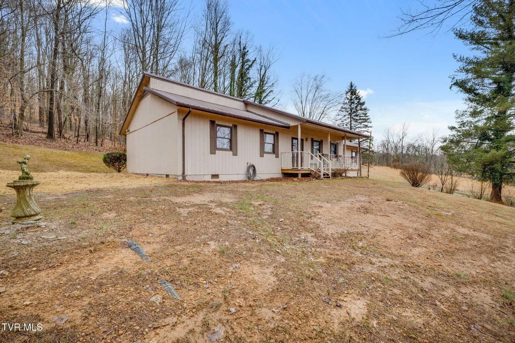 Photo of 1308 Reedy Creek Road, Bristol, TN 37620 (MLS # 9991724)