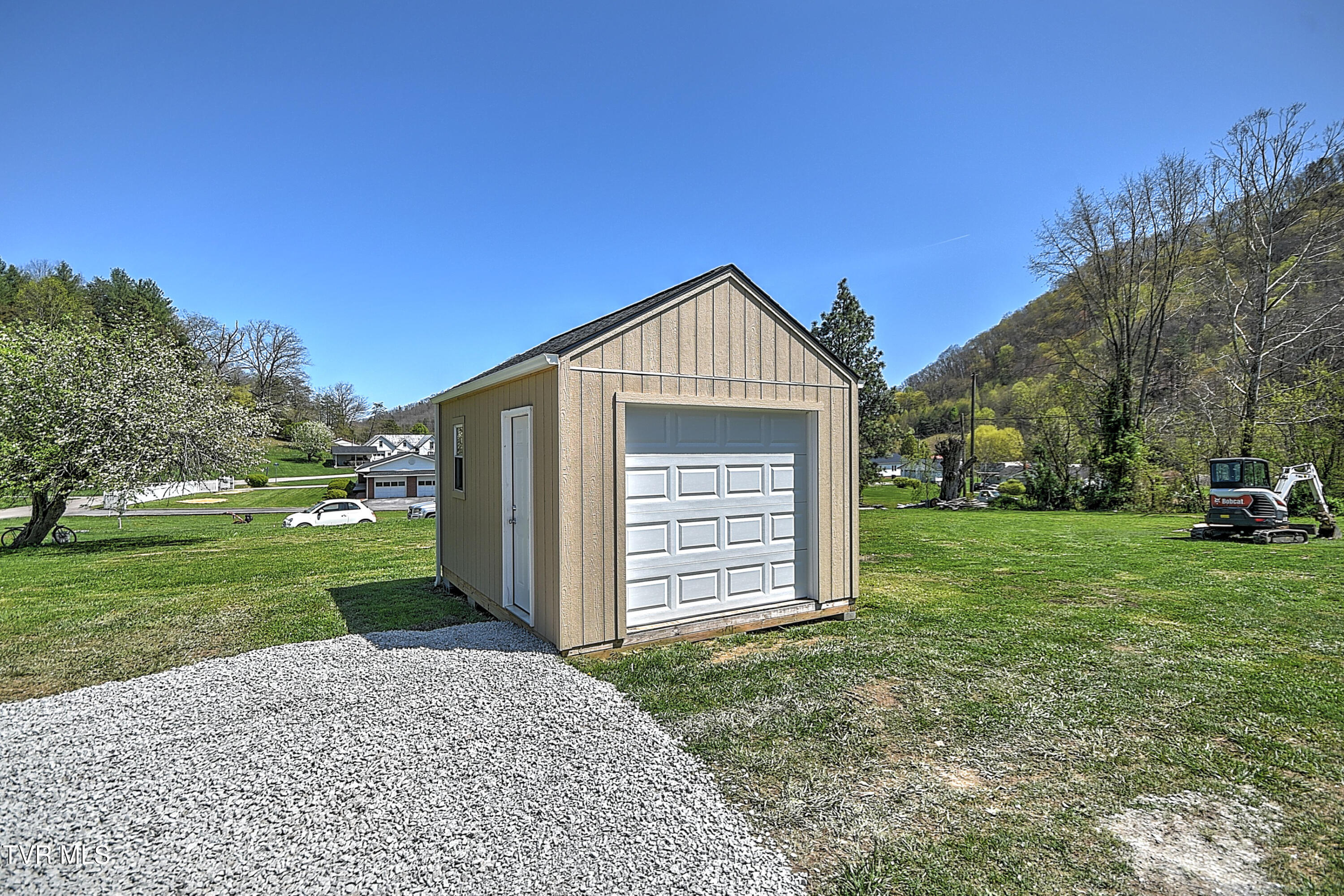 2950 Hilton Road, Gate City, Virginia image 33