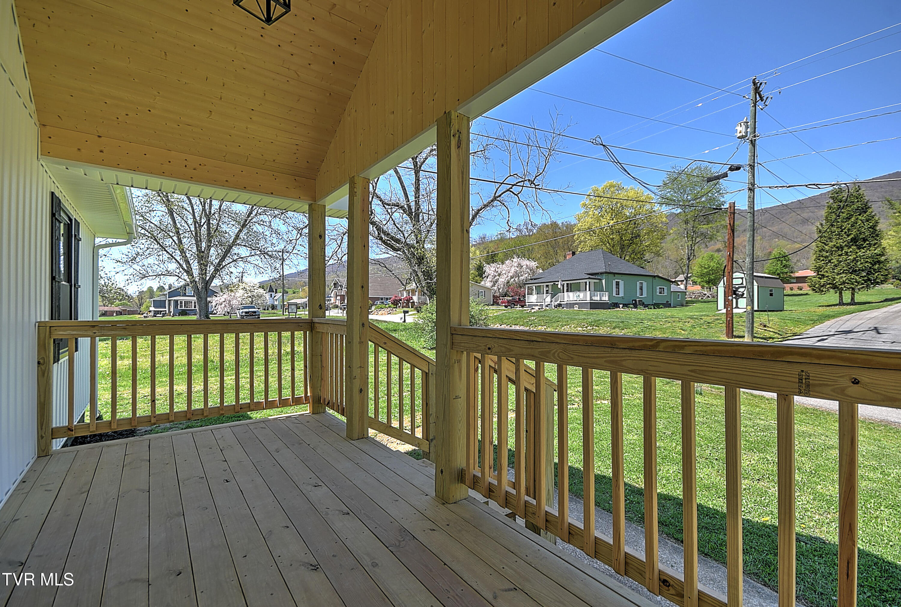 2950 Hilton Road, Gate City, Virginia image 2