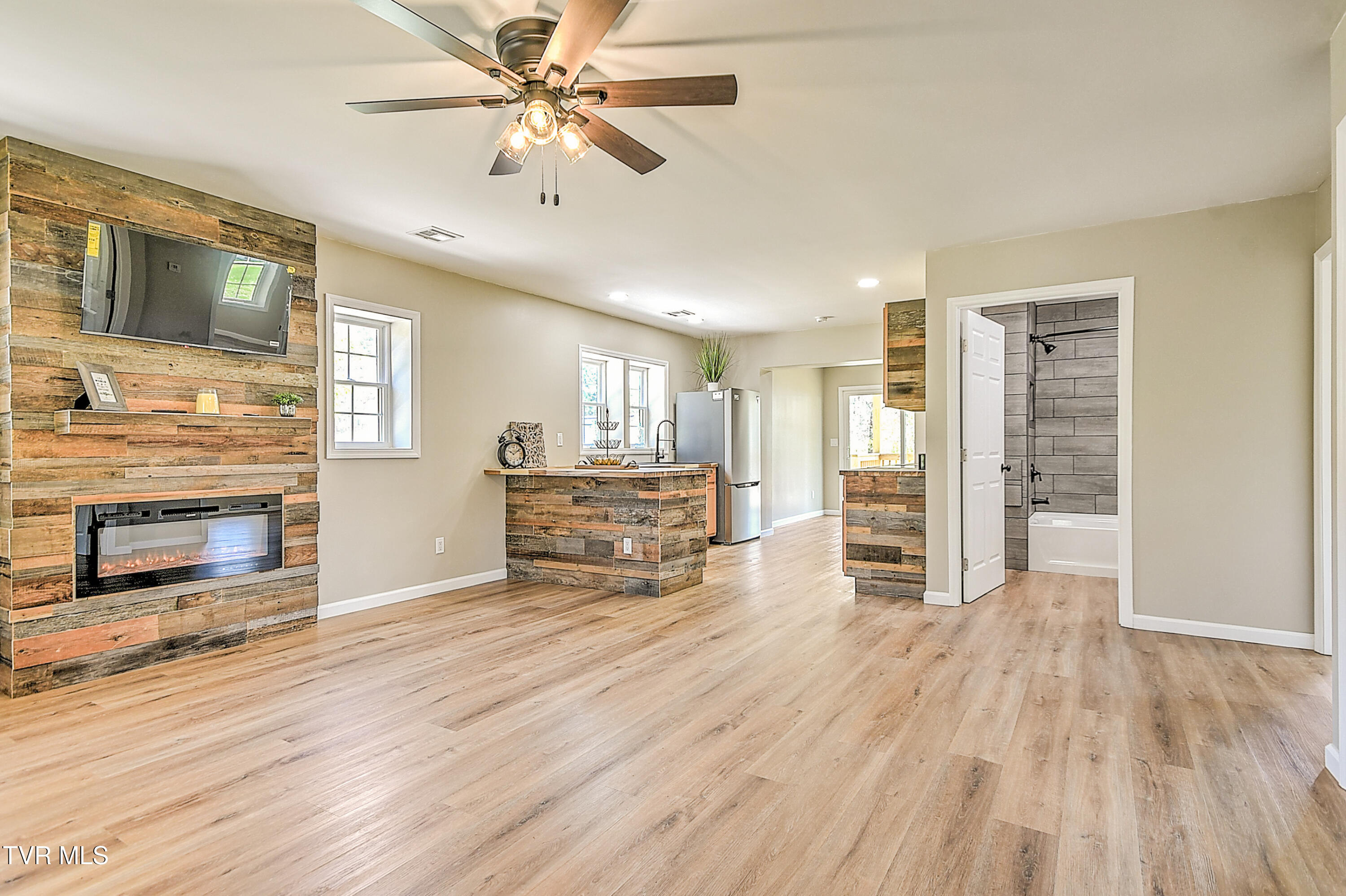 2950 Hilton Road, Gate City, Virginia image 7
