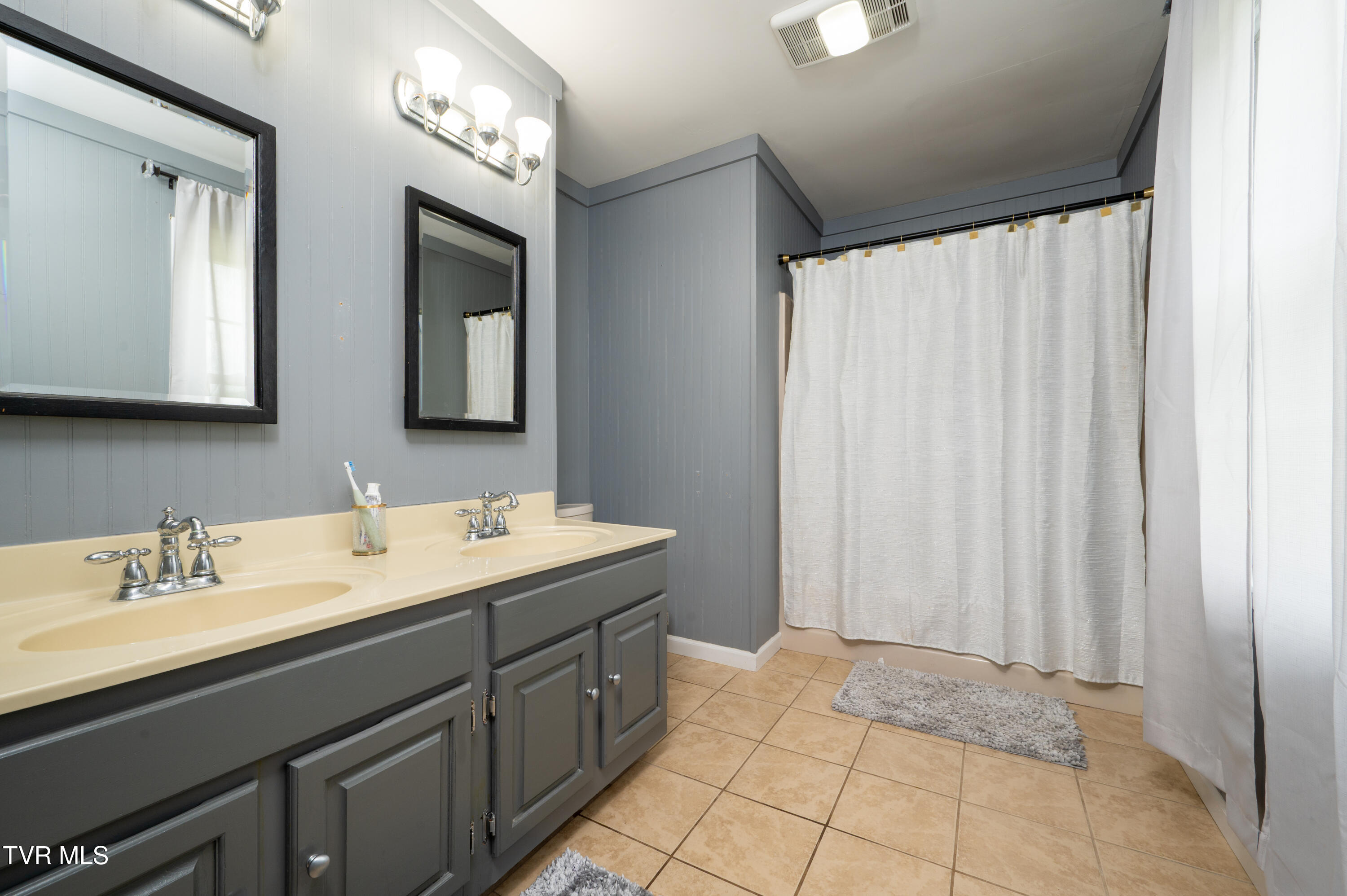 1420 Ruthbrooke Drive, Mount Carmel, Tennessee image 38