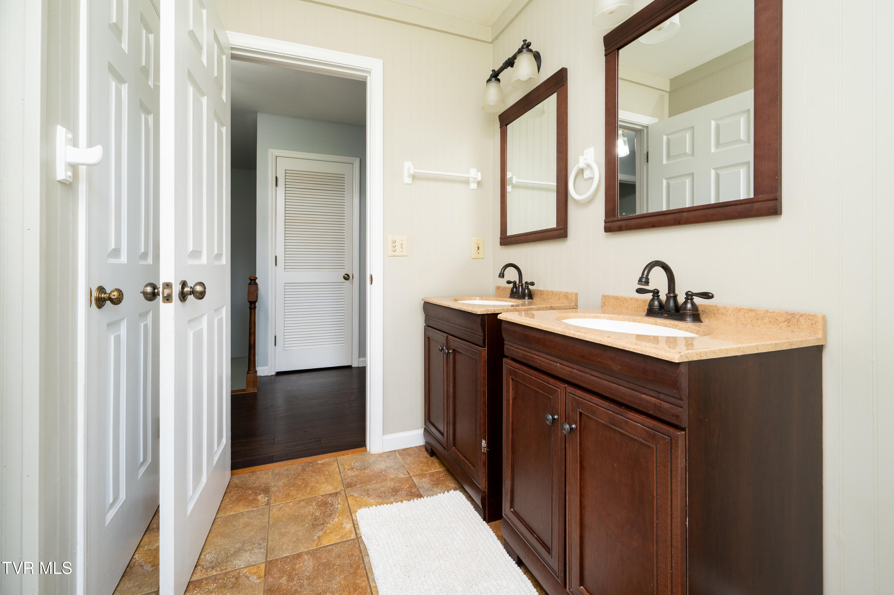 1420 Ruthbrooke Drive, Mount Carmel, Tennessee image 46