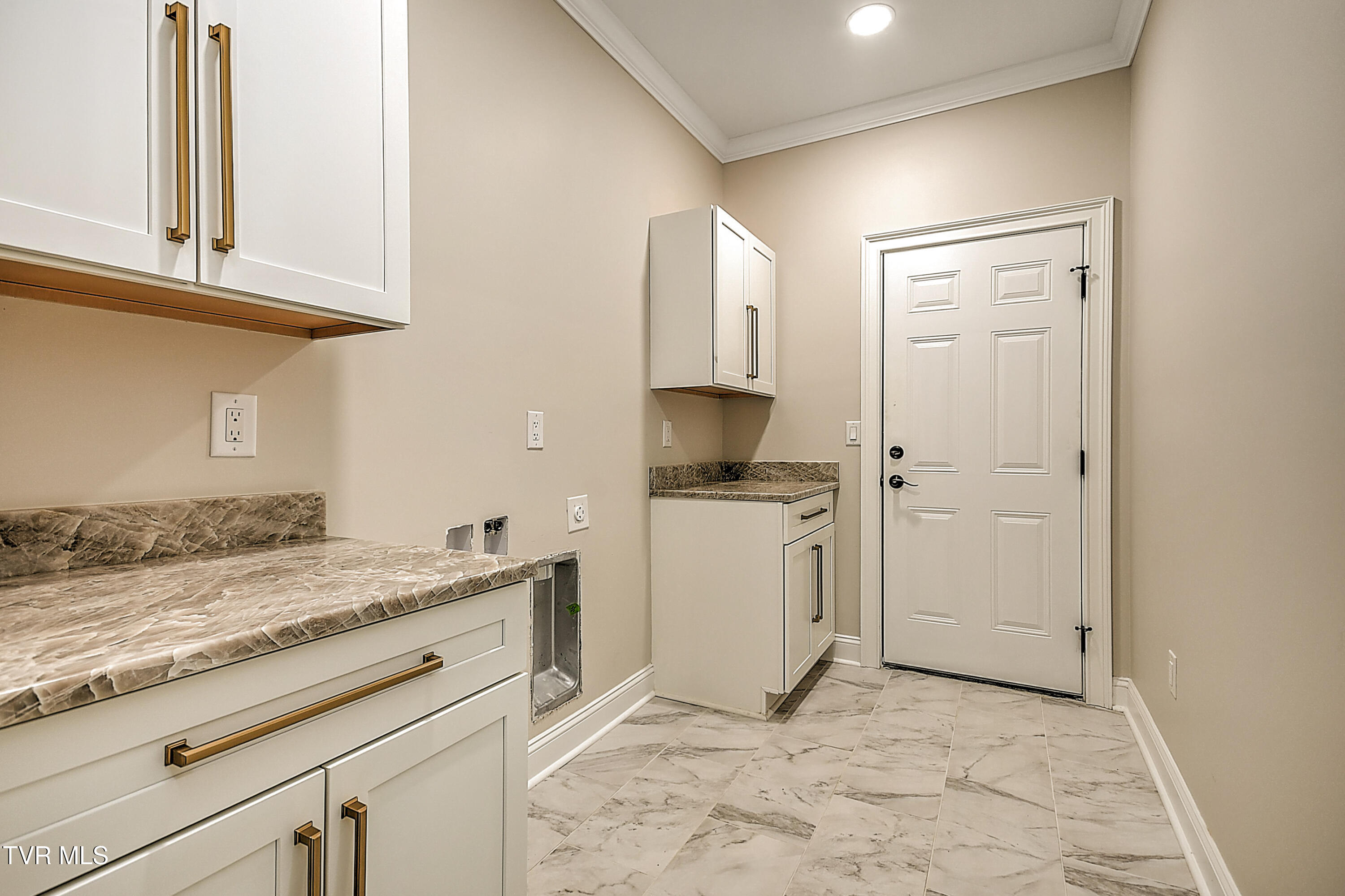 302 Charlton Court, Bluff City, Tennessee image 46