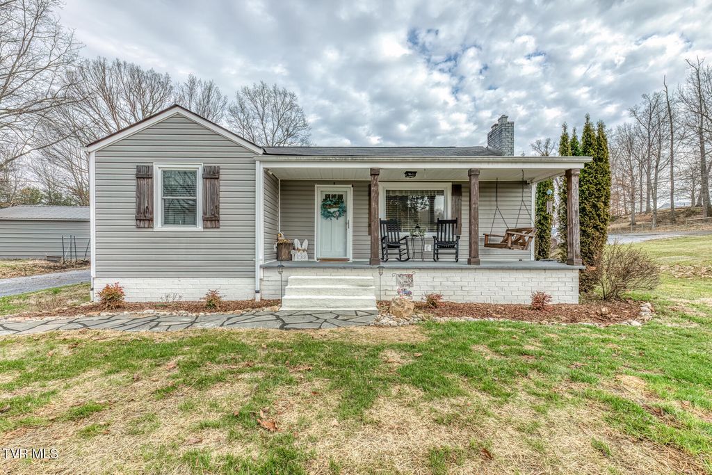 Photo of 105 Eastern Star Road, Jonesborough, TN 37659 (MLS # 9991854)