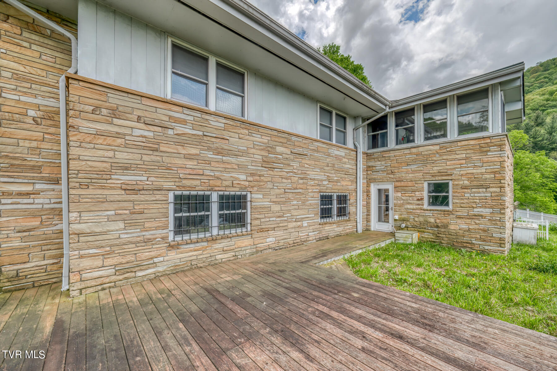 1010 Heaton Creek Road, Roan Mountain, Tennessee image 22