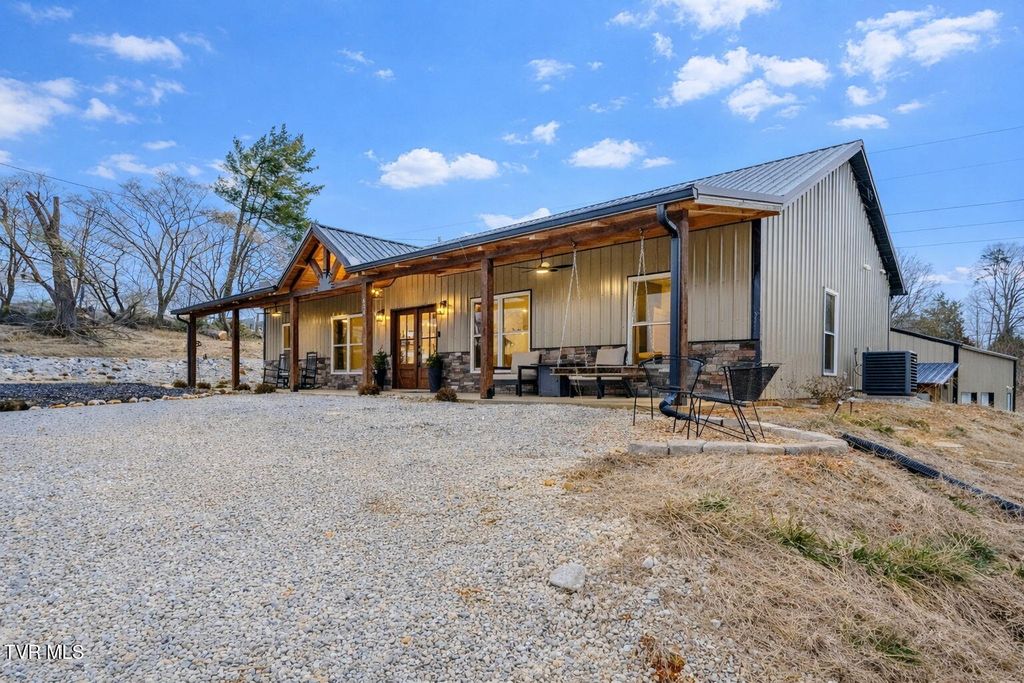 Photo of 636 Camp Ridge Road, LaFollette, TN 37766 (MLS # 9991611)