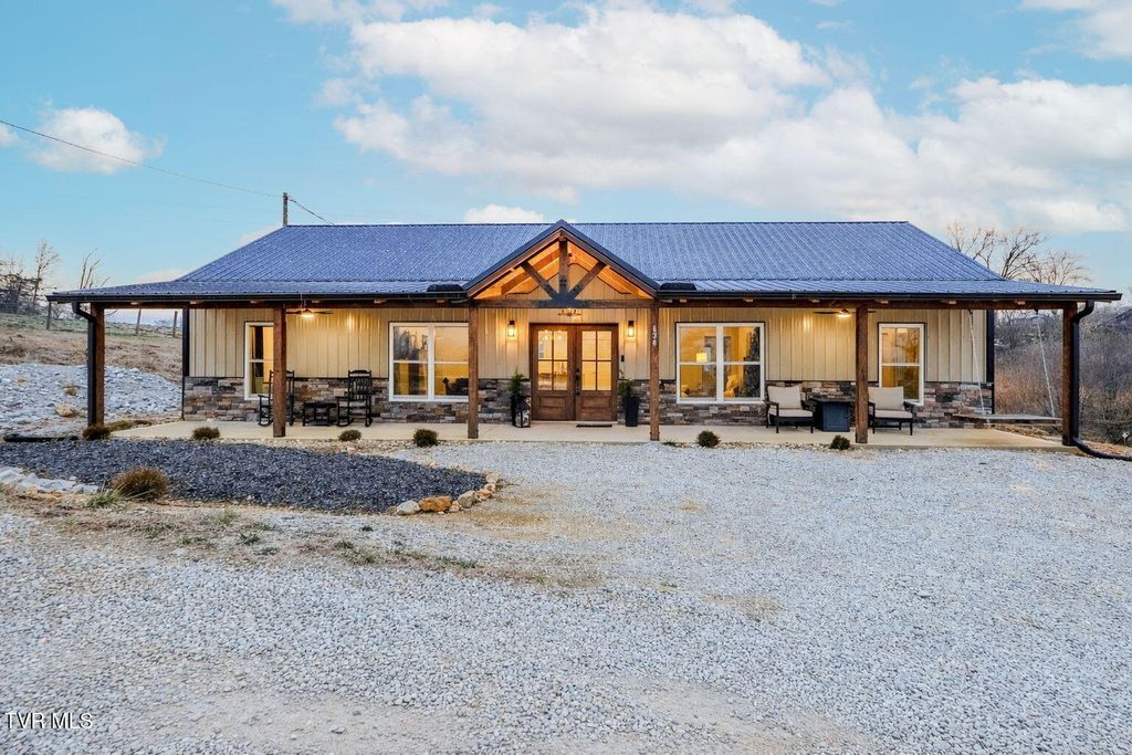 Photo of 636 Camp Ridge Road, LaFollette, TN 37766 (MLS # 9991611)