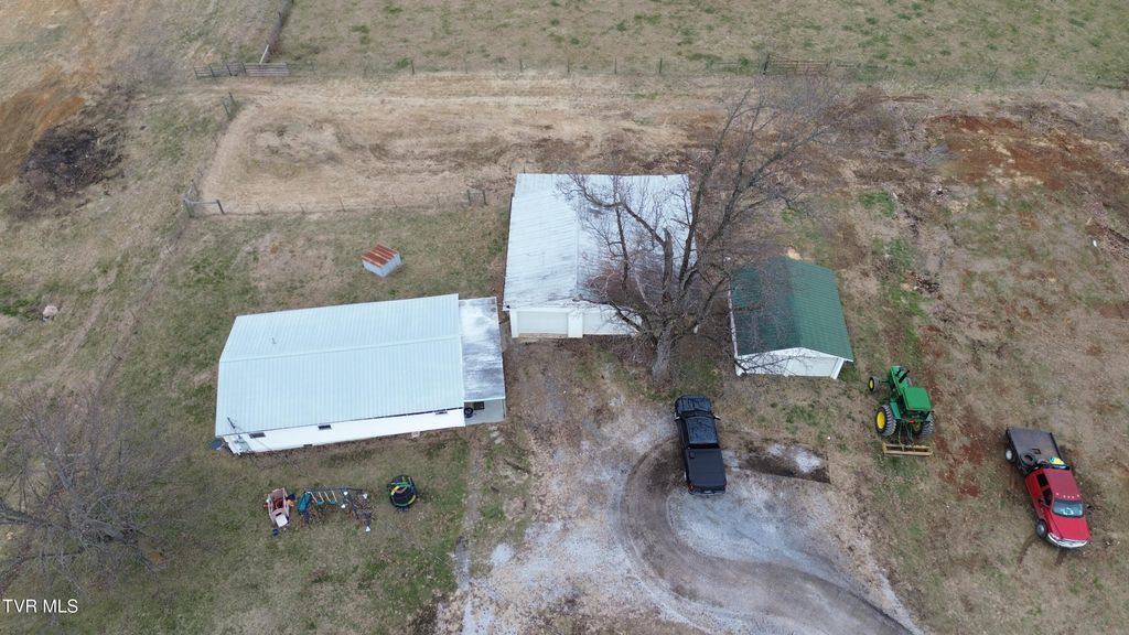 Photo of 7299 Blue Sky Ln Lane, Whitesburg, TN 37891 (MLS # 9990741)