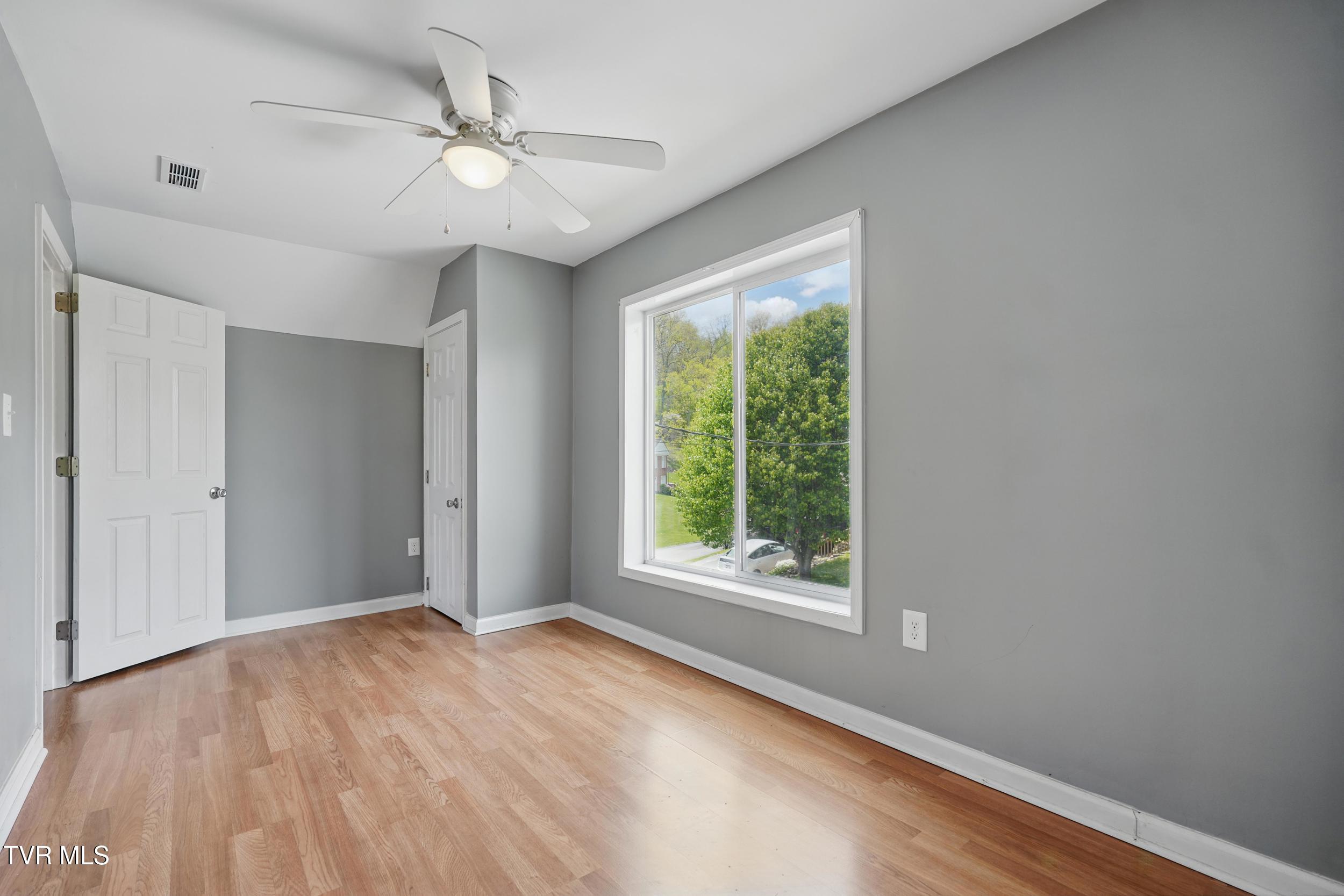1133 Hill Street, Bristol, Tennessee image 18