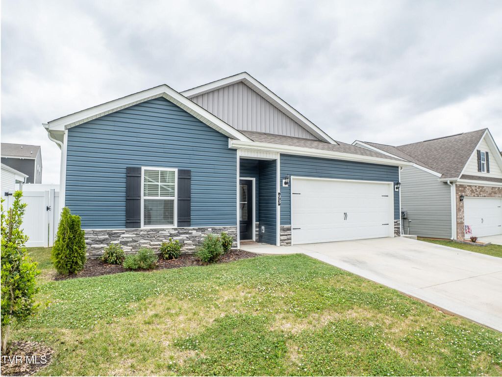 Photo of 93 Thistle Drive, Bluff City, TN 37618 (MLS # 9994788)