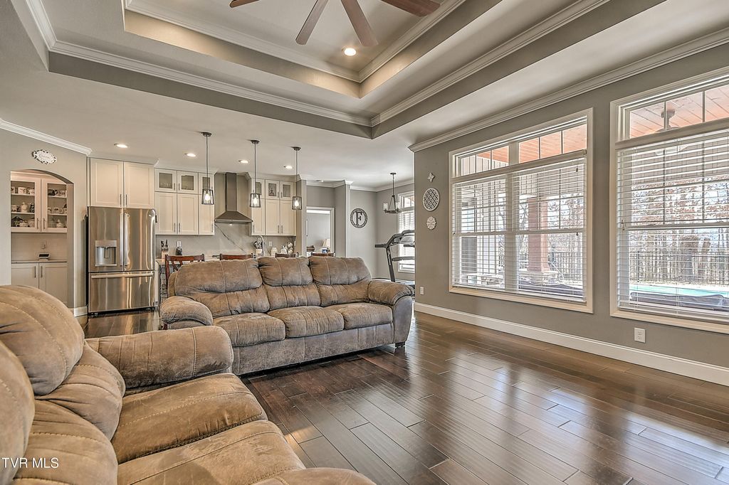 Photo of 306 Saddle Ridge Court, Greeneville, TN 37745 (MLS # 9991441)