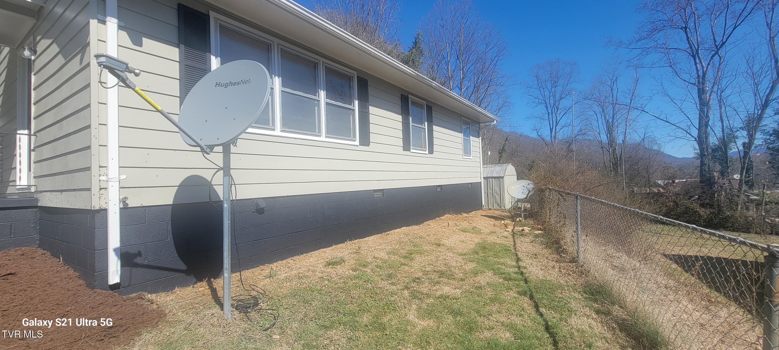 708 8th Street, Big Stone Gap, Virginia image 3
