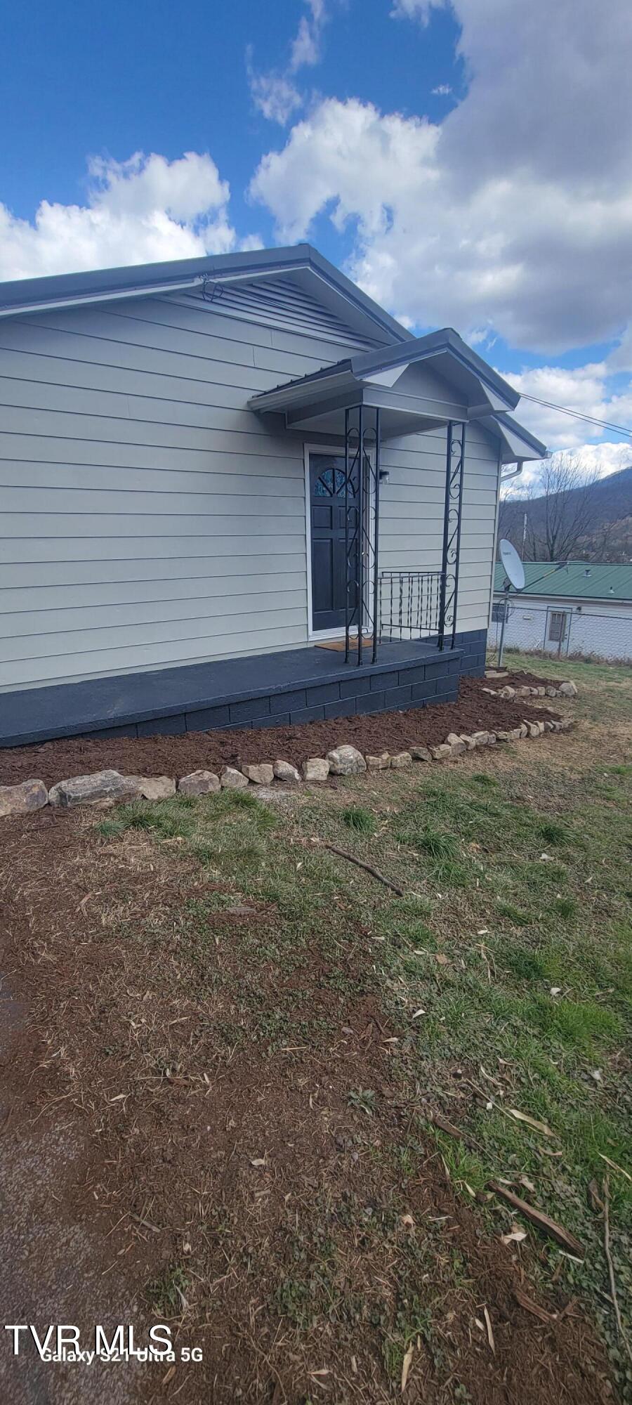 708 8th Street, Big Stone Gap, Virginia image 4