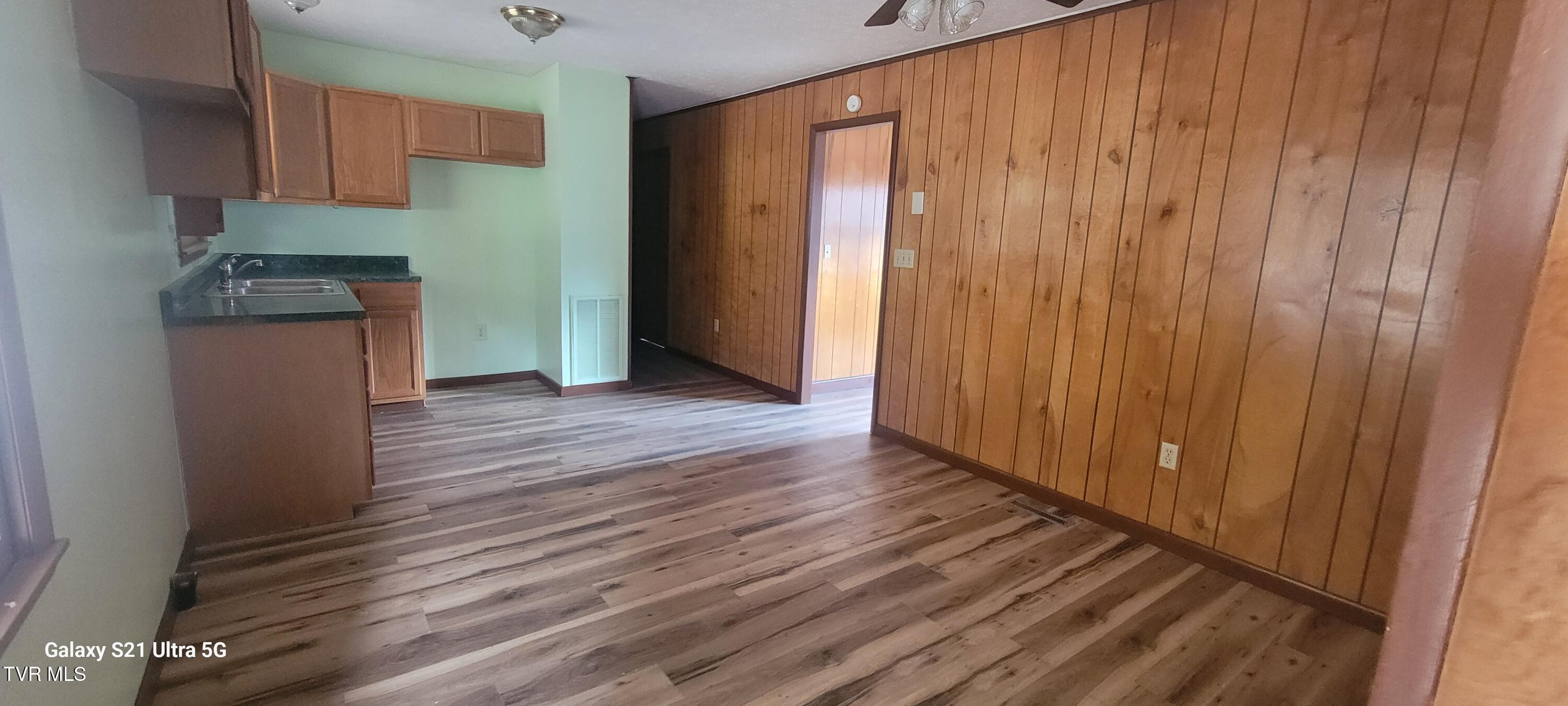 708 8th Street, Big Stone Gap, Virginia image 6