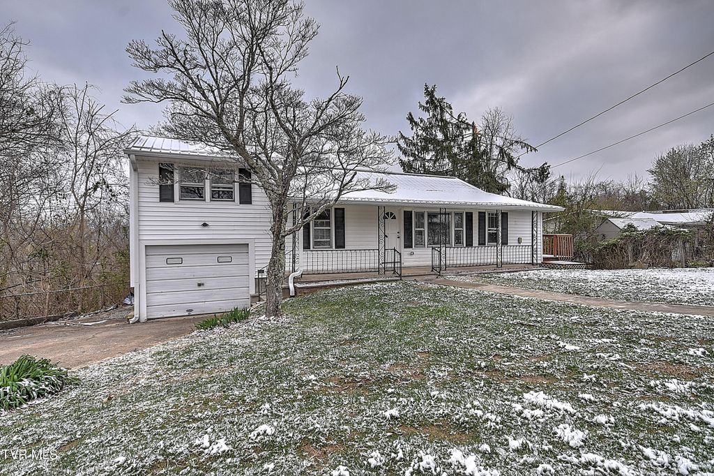 Photo of 1570 Granby Road, Kingsport, TN 37660 (MLS # 9992731)