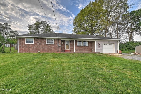 Homes For Sale - 234 Doe Avenue<br/> Elizabethton, TN 37643