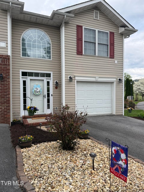 Condo For Sale - 1824 King College Road #UNIT B4<br/> Bristol, TN 37620