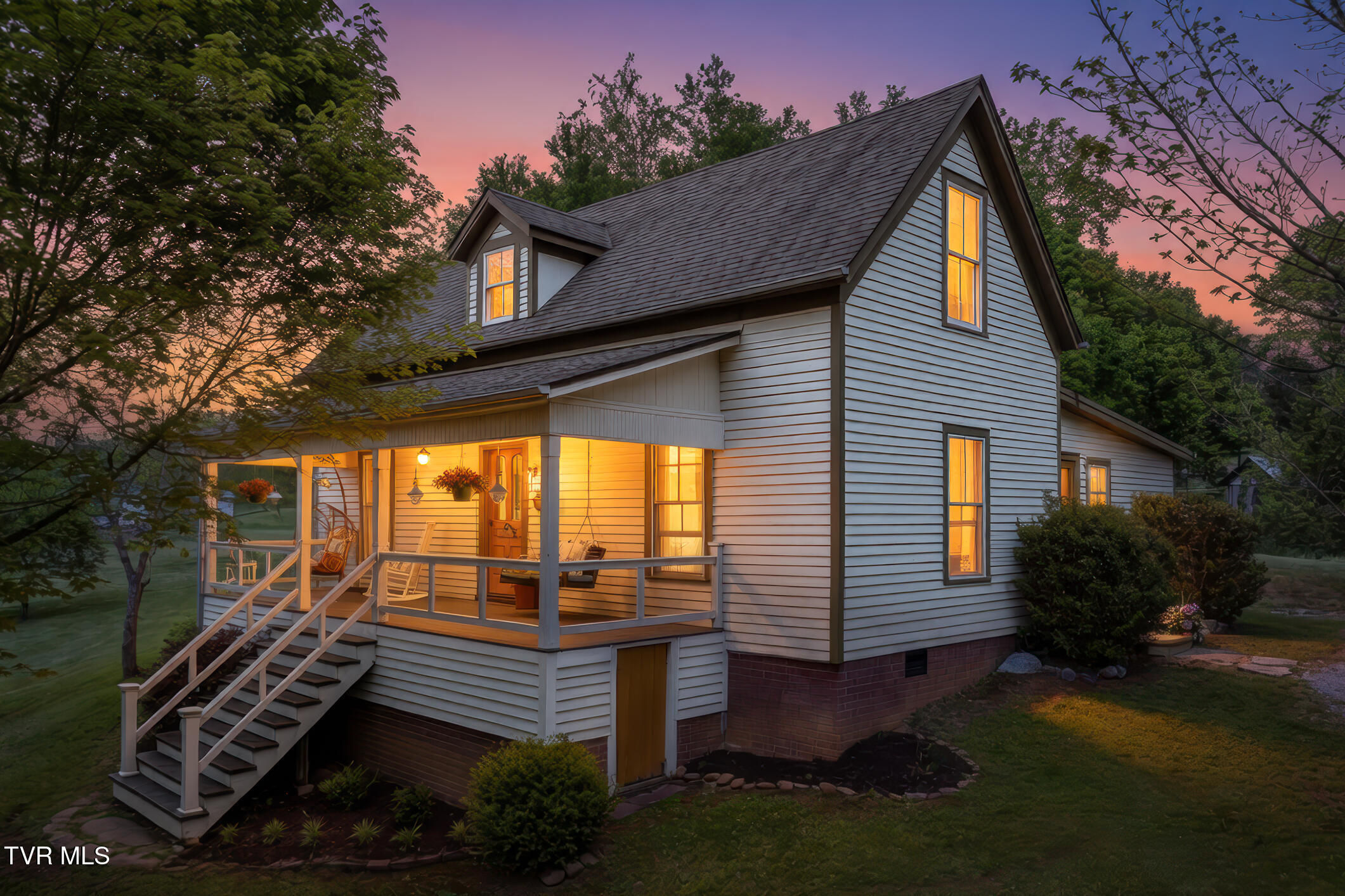 985 Chuckey Pike