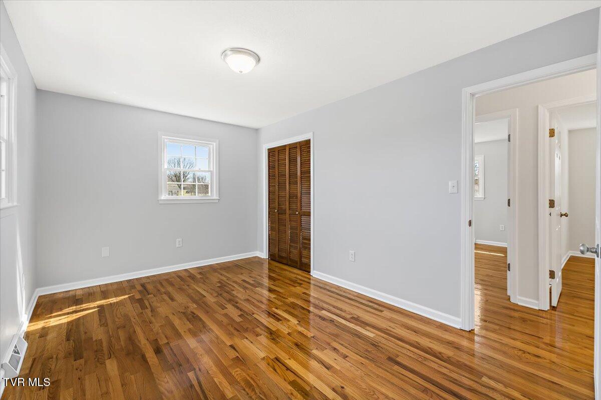 197 Dewdrop Place, Bristol, Virginia image 21