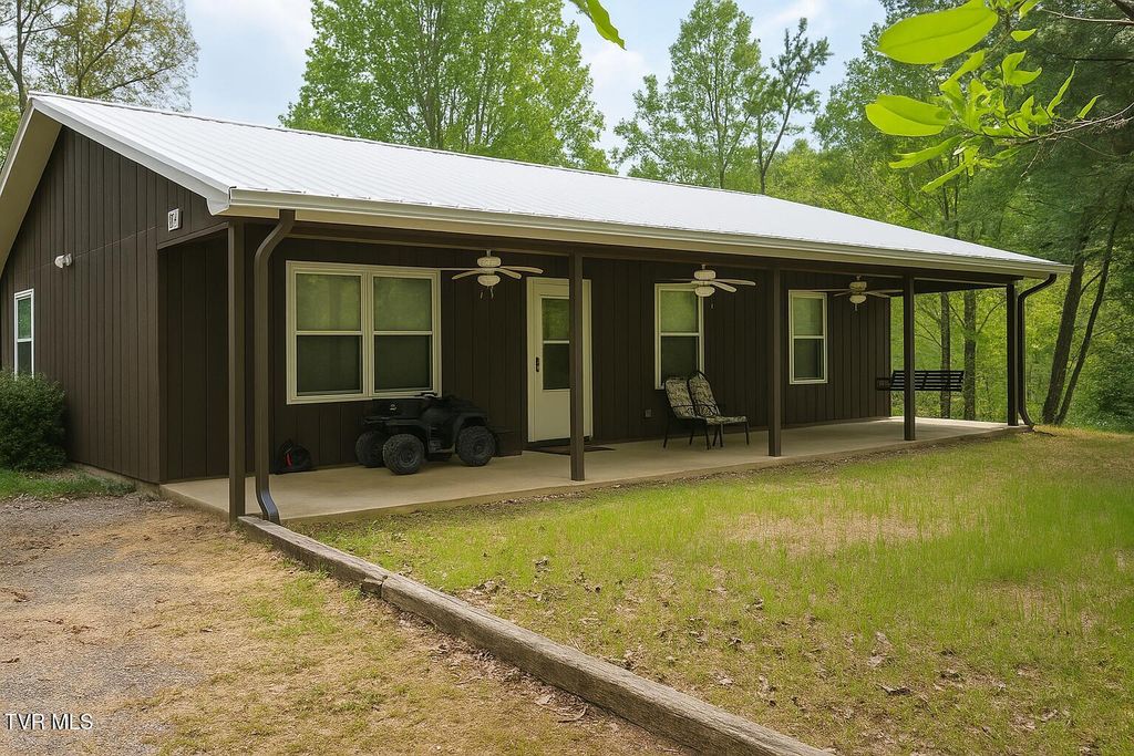 Photo of 3516 James Phillips Way, Sevierville, TN 37876 (MLS # 9981918)