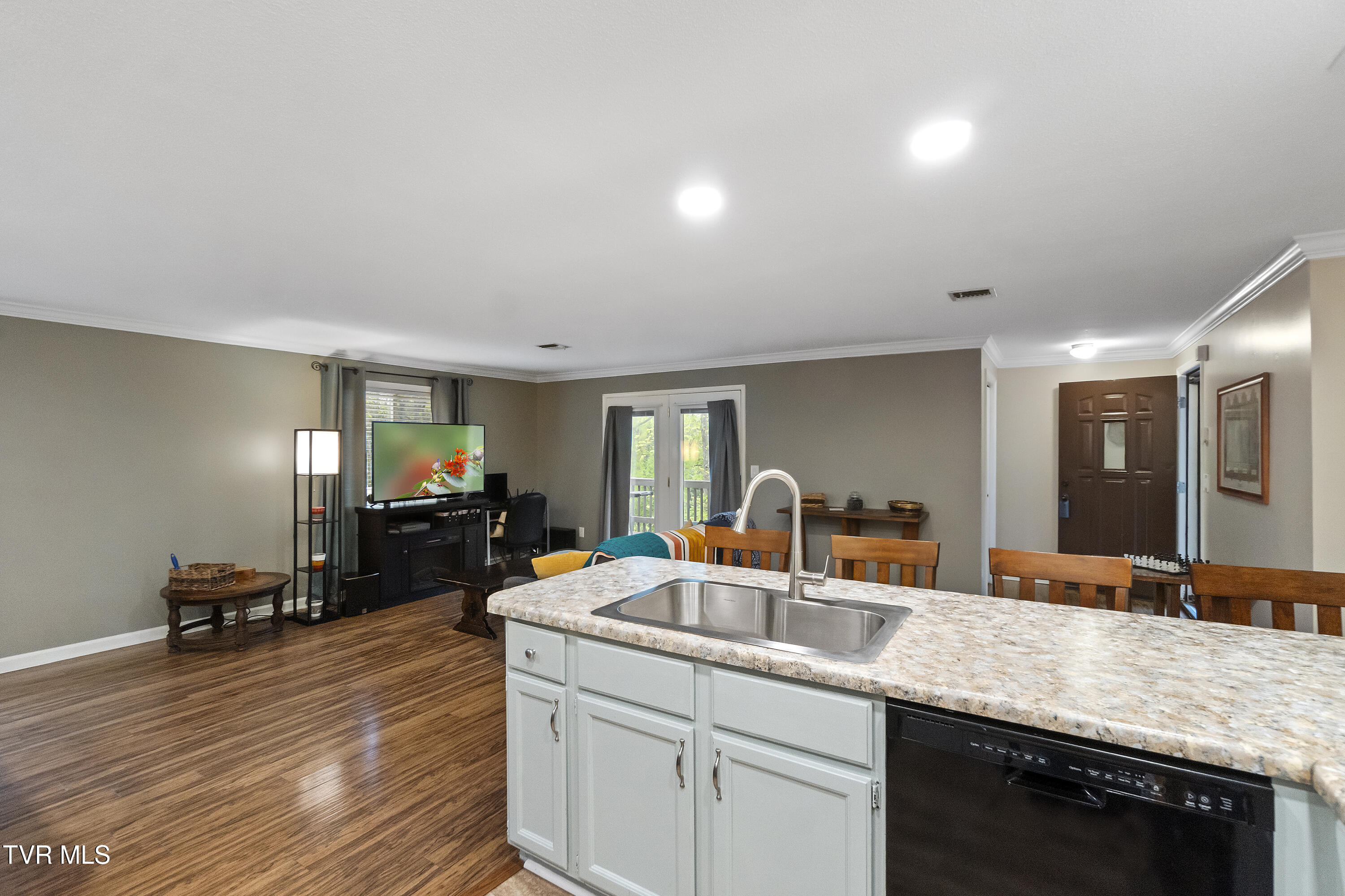 1147 Timbers #1147, Greeneville, Tennessee image 15