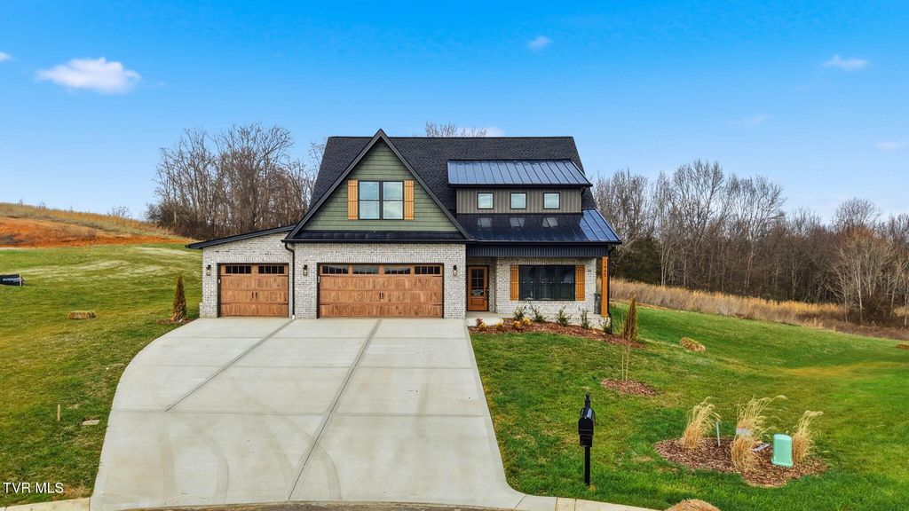 Photo of 1445 Cabot Cove, Jonesborough, TN 37659 (MLS # 9989687)