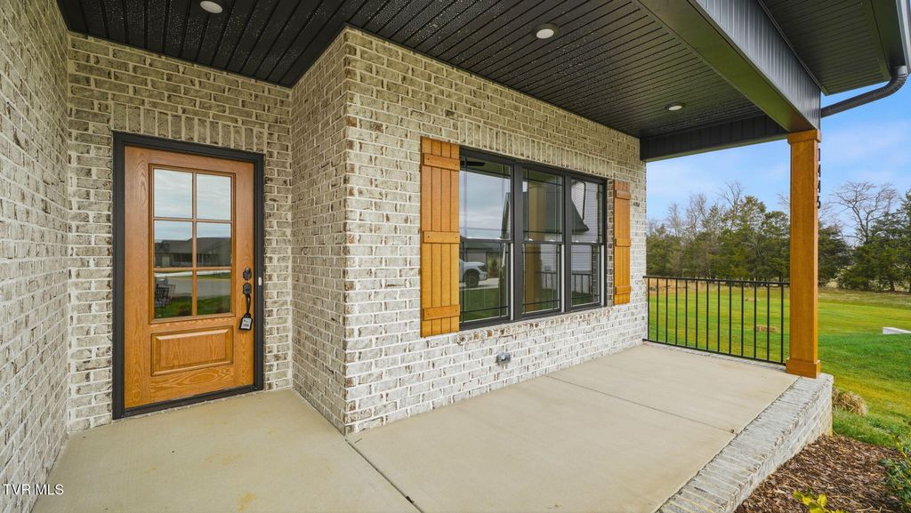 Photo of 1445 Cabot Cove, Jonesborough, TN 37659 (MLS # 9989687)