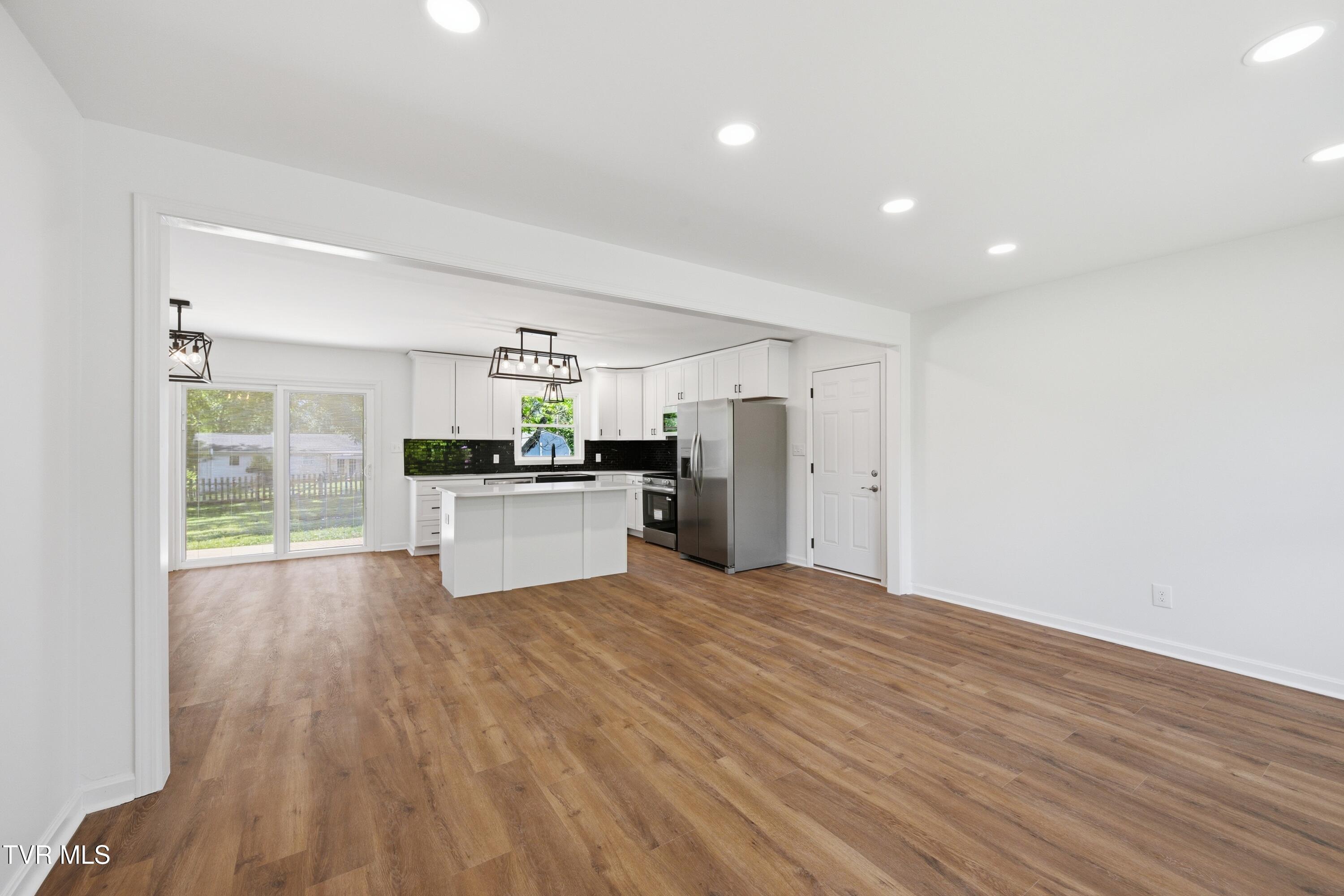 164 Kaluna Avenue