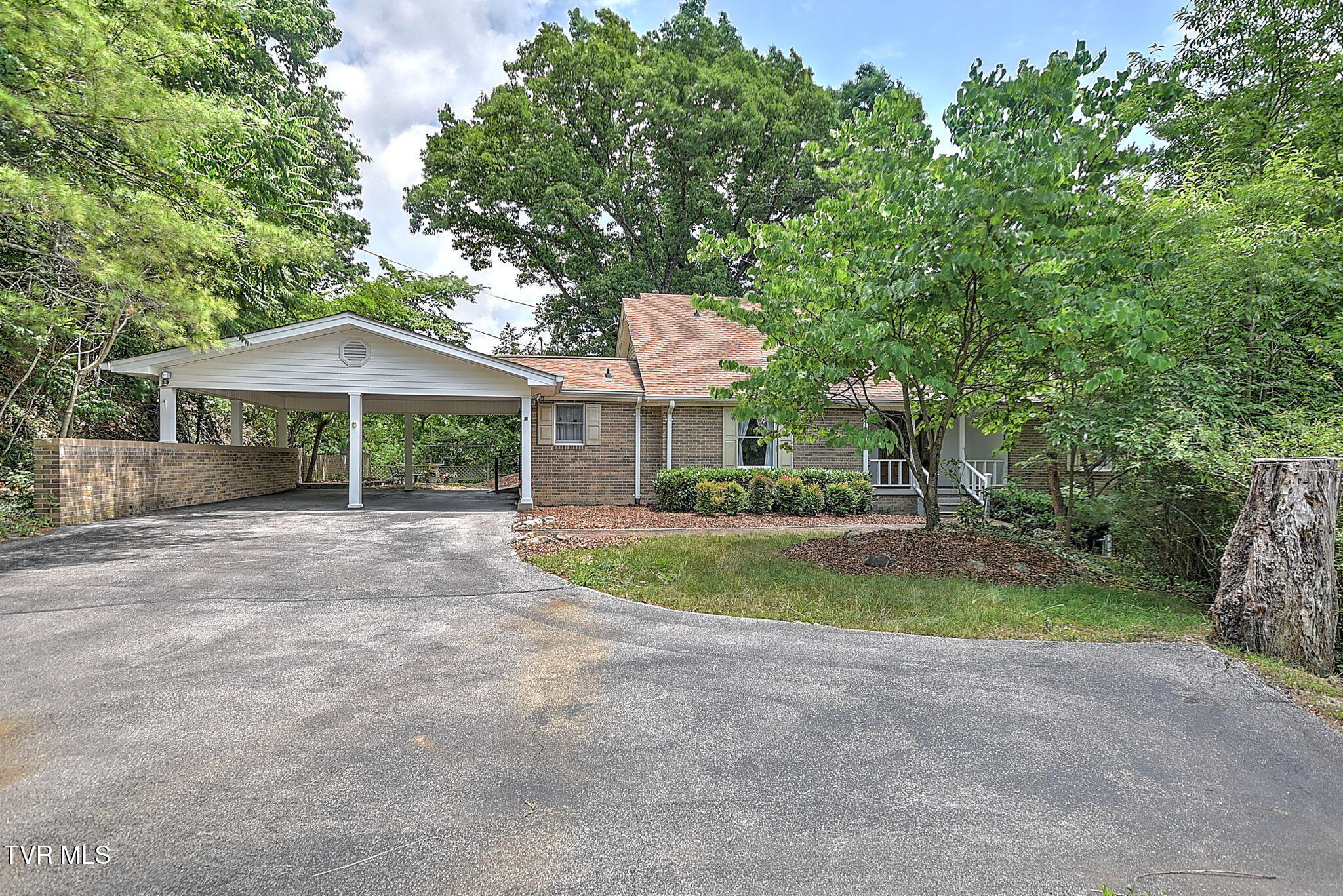 Photo 1 of 82 — 111 Skyline Drive, Bristol, TN 37620