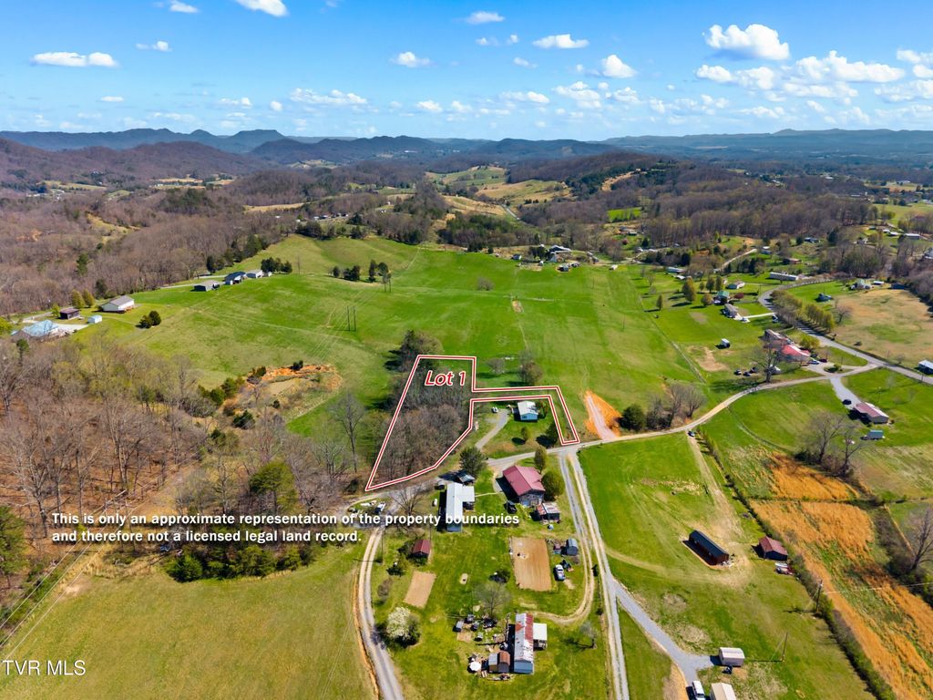 Photo of 1 Fanny Collins Road, Whitesburg, TN 37891 (MLS # 9993057)