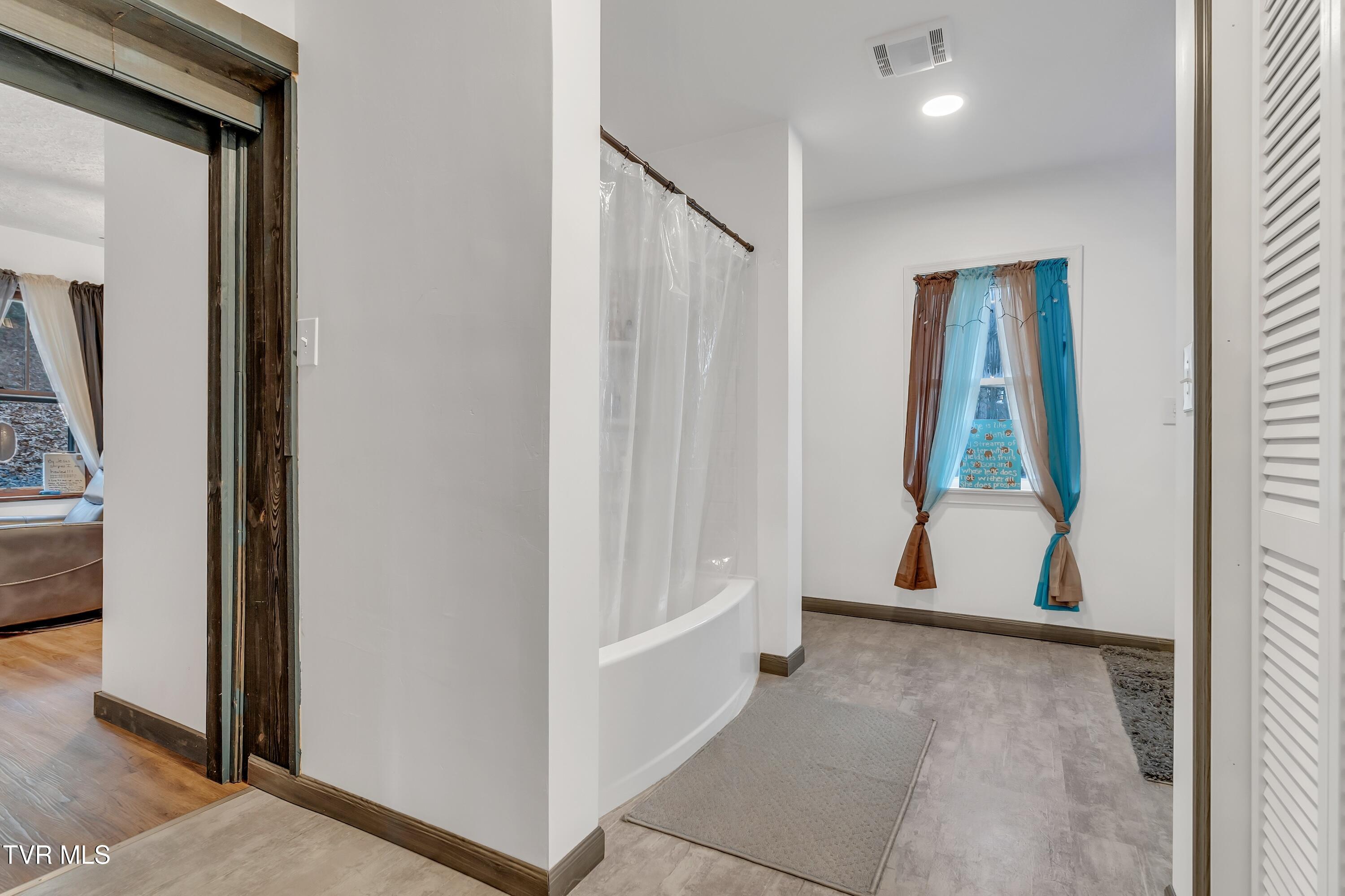 552 Jerrys Branch, Clintwood, Virginia image 12