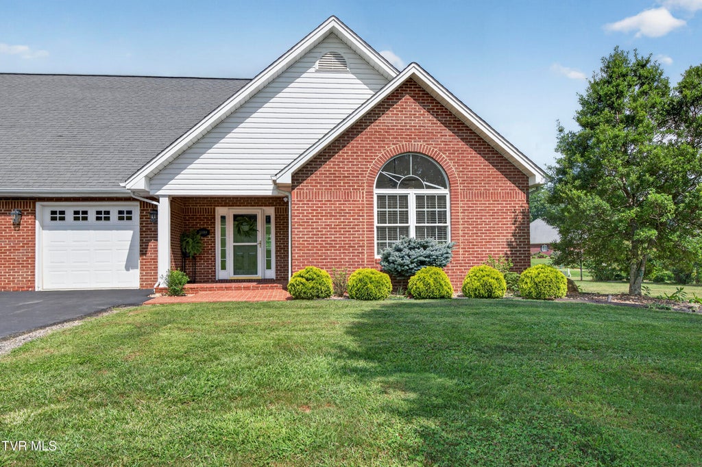 Photo of 20089 Vances Mill Road, Abingdon, VA 24211 (MLS # 10000393)