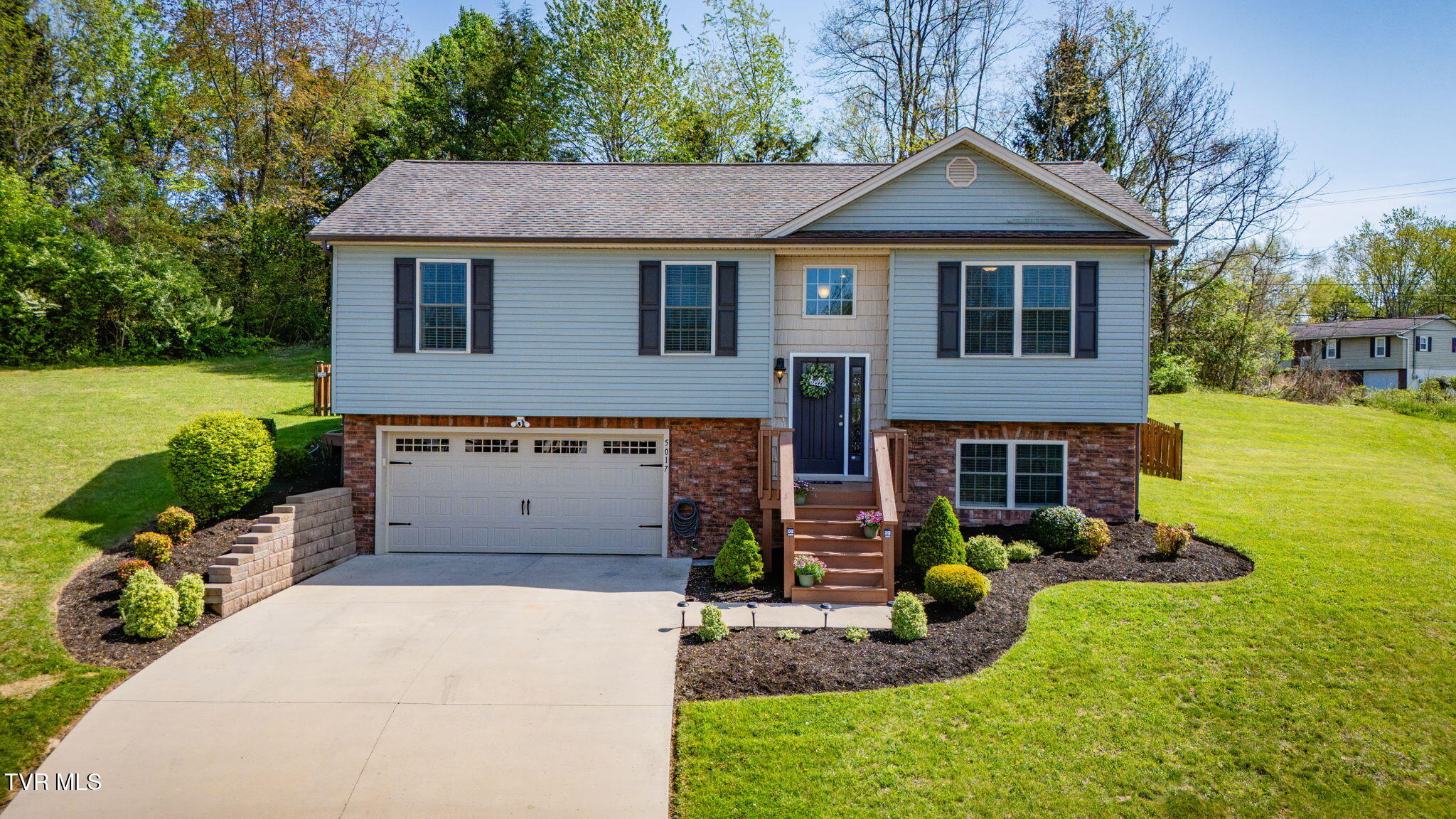 5017 Aberlea Place, Piney Flats, Tennessee image 1