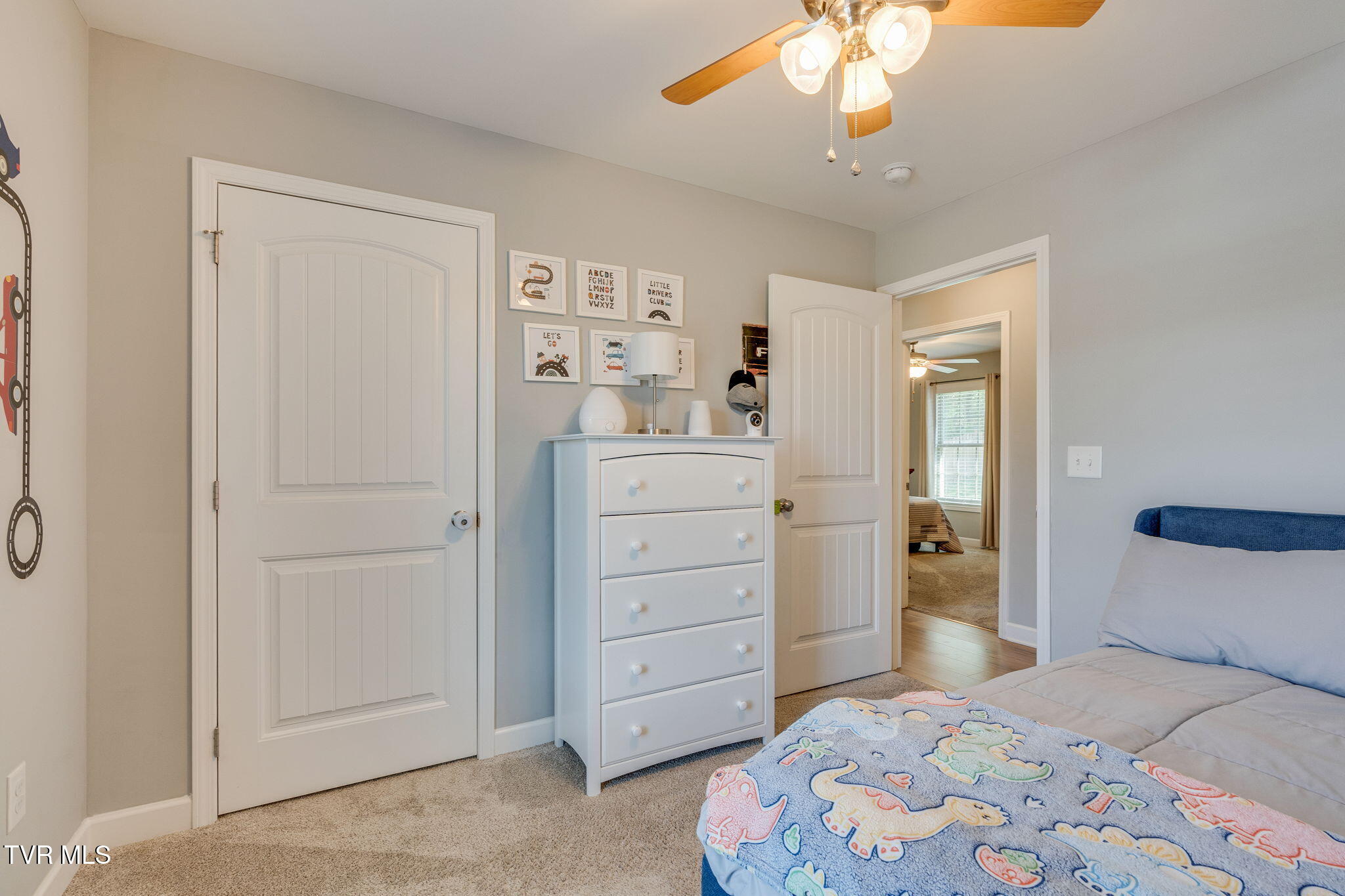 5017 Aberlea Place, Piney Flats, Tennessee image 13