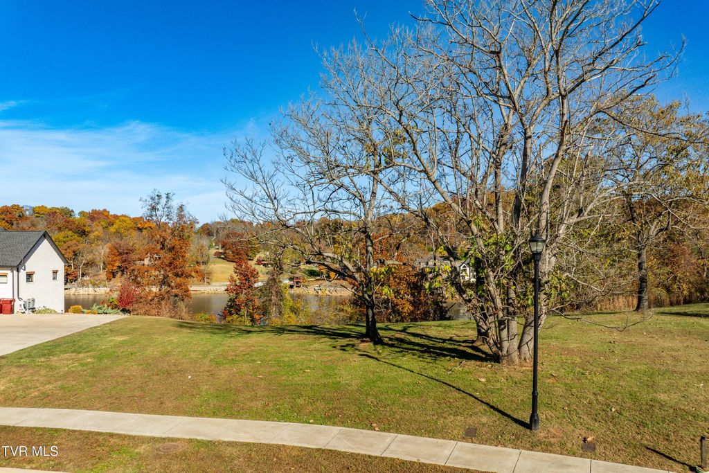 Photo of 625 Harbor Approach, Johnson City, TN 37601 (MLS # 9987989)