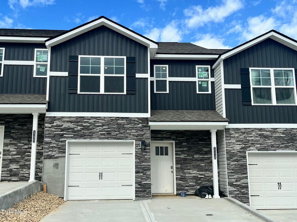 Photo of 1118 Wenna Way, Kingsport, TN 37664 (MLS # 9987296)