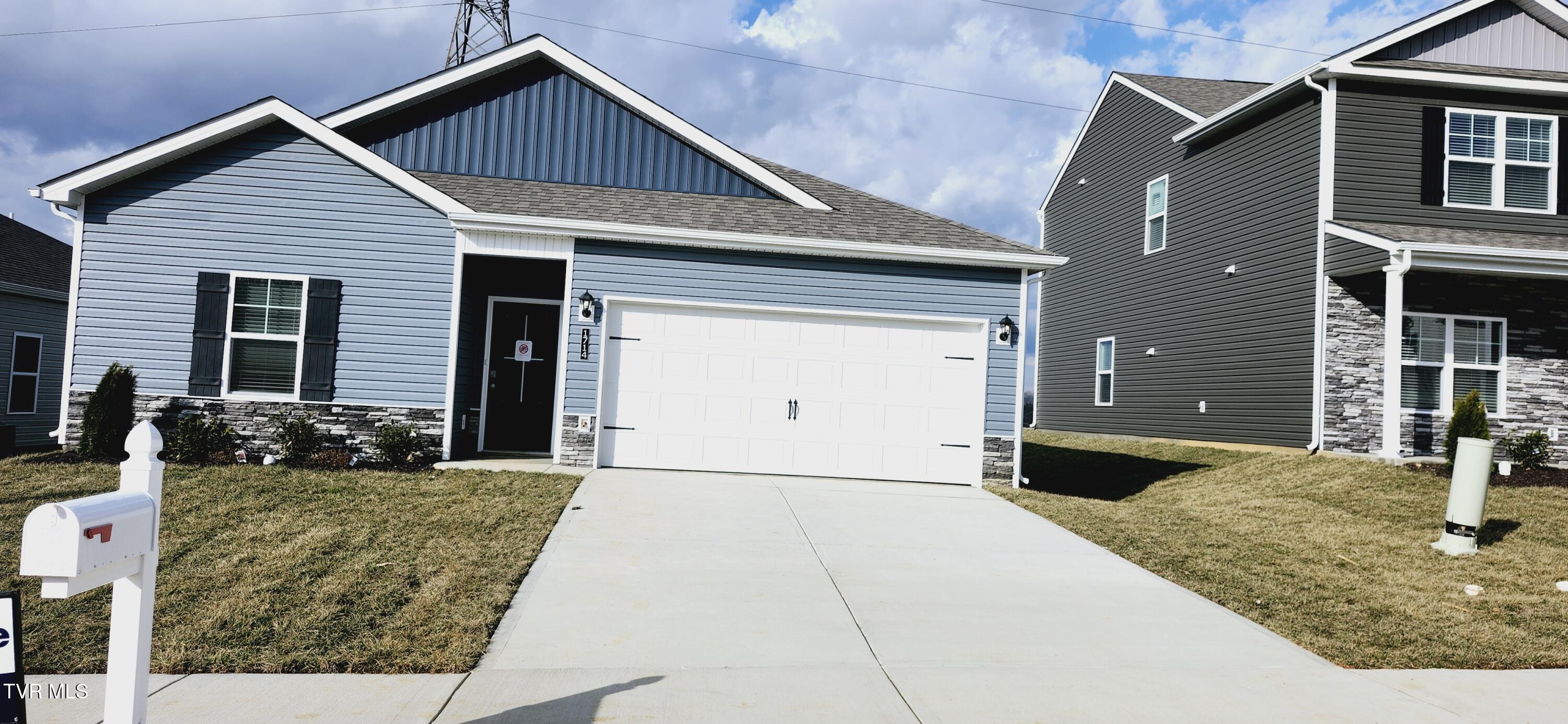 1714 Fox Meadows Circle, Bluff City, Tennessee image 1
