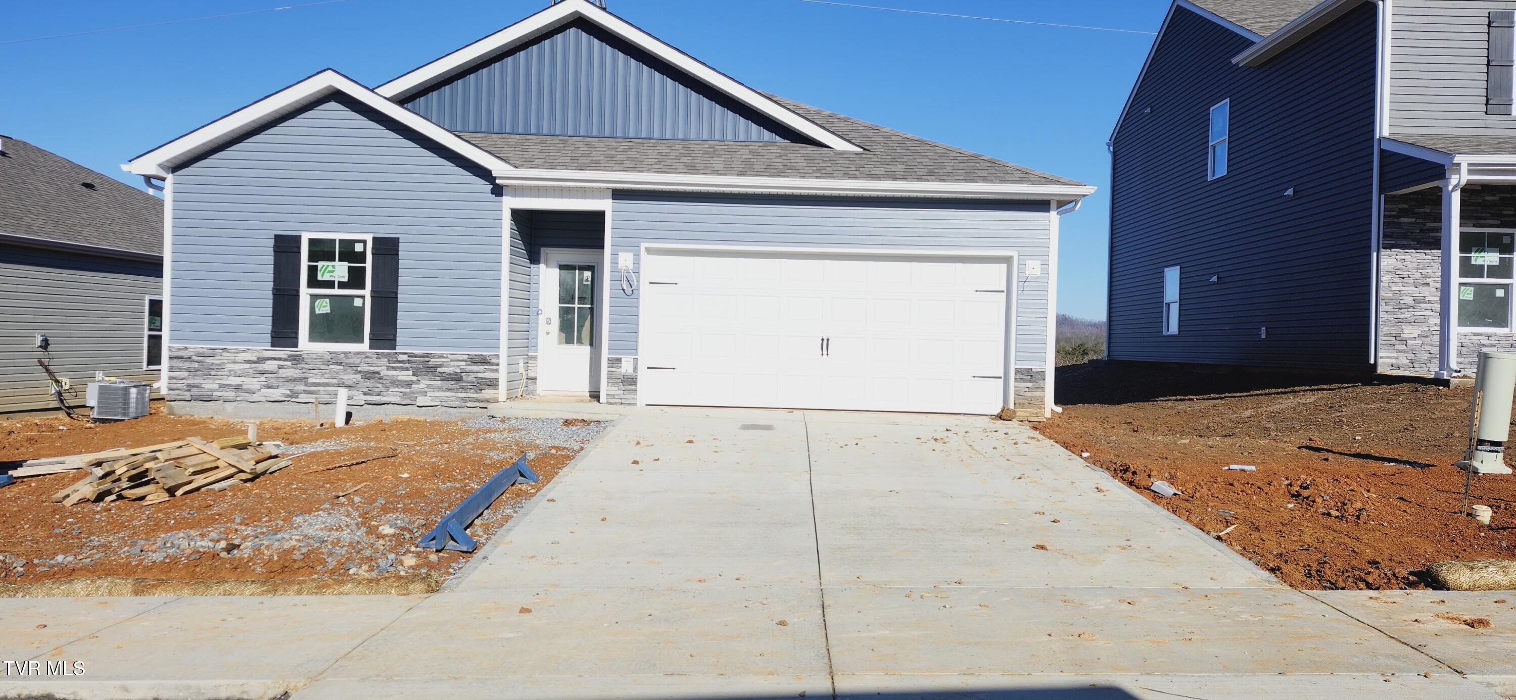 1714 Fox Meadows Circle, Bluff City, Tennessee image 9